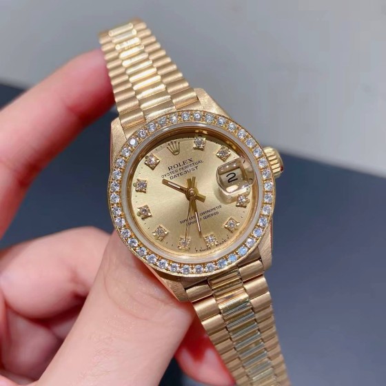 Authentic Rolex Datejust 26mm Women's Automatic Watch, 18K Yellow Gold, Gold Dial (Ref. 69178)